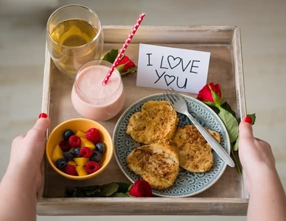 Valentine's Day Breakfast In Bed Ideas , Valentine's Day , Breakfast In Bed Ideas , Valentine's Day Breakfast , Breakfast