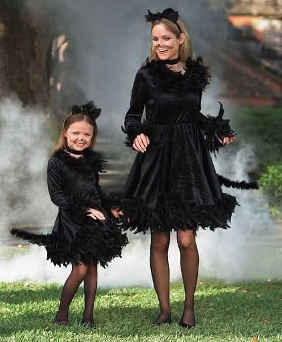 Best Mother Daughter Halloween Costumes | 4 UR Break - Family ...