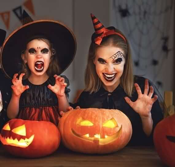 Best mother daughter Halloween costumes , mother daughter Halloween costumes ,Best mother daughter Halloween , Best mother daughter , Halloween costumes , Halloween , daughter Halloween costumes