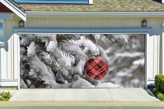 Decorating Your Garage For Christmas , Decorating Your Garage , Christmas , Garage