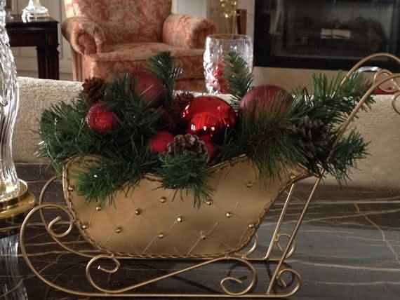 Best Christmas Sleigh Decor Ideas, Christmas Sleigh Decor Ideas, Christmas Sleigh, Christmas Sleigh Decor 